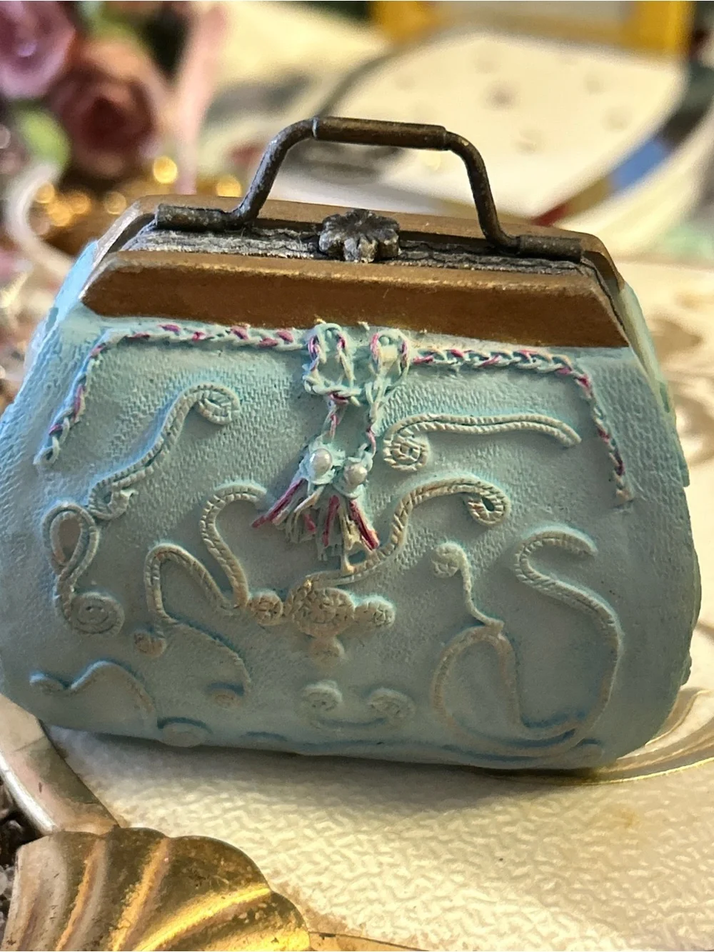 Vintage-Inspired Light Blue Women's Handbag Tassel figurine decor trinket box